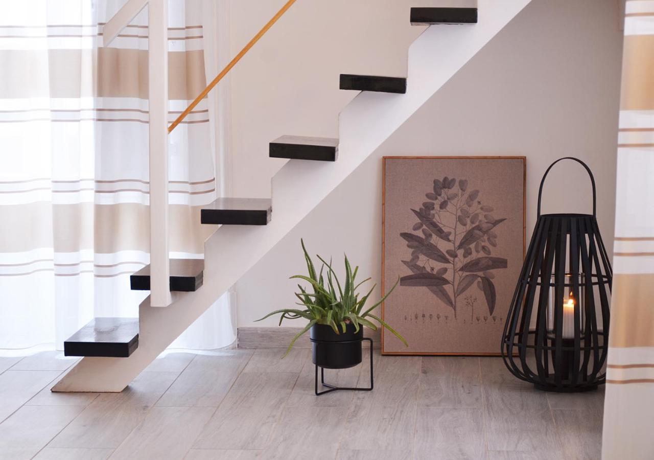 The Court Suites & Spa Taranto Exterior photo