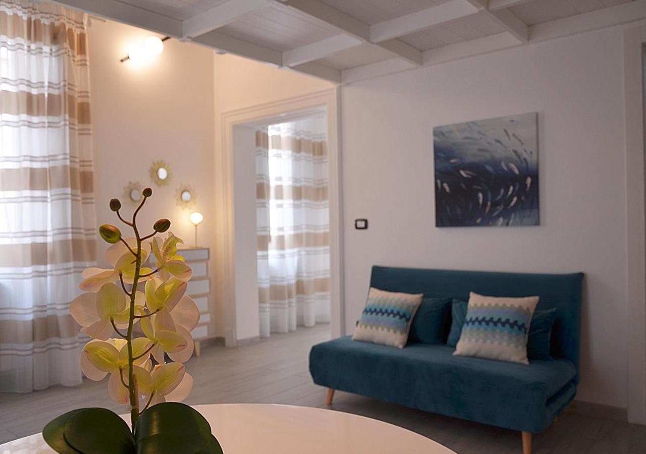 The Court Suites & Spa Taranto Exterior photo