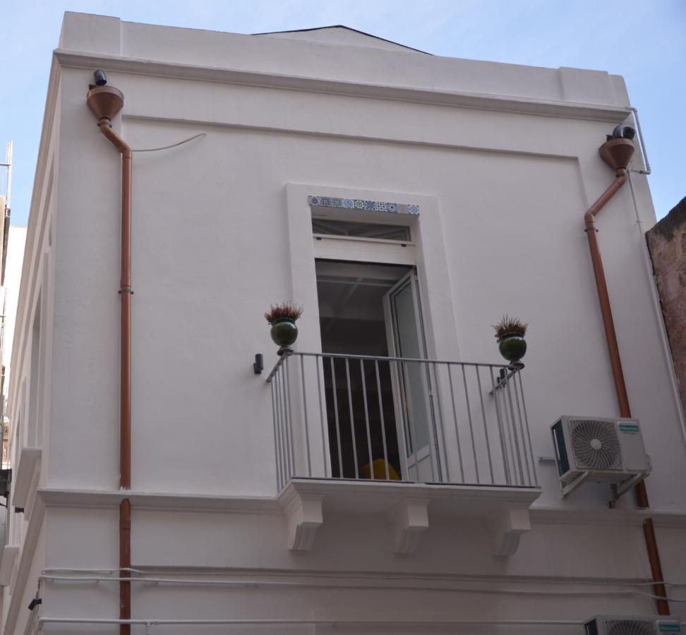 The Court Suites & Spa Taranto Exterior photo